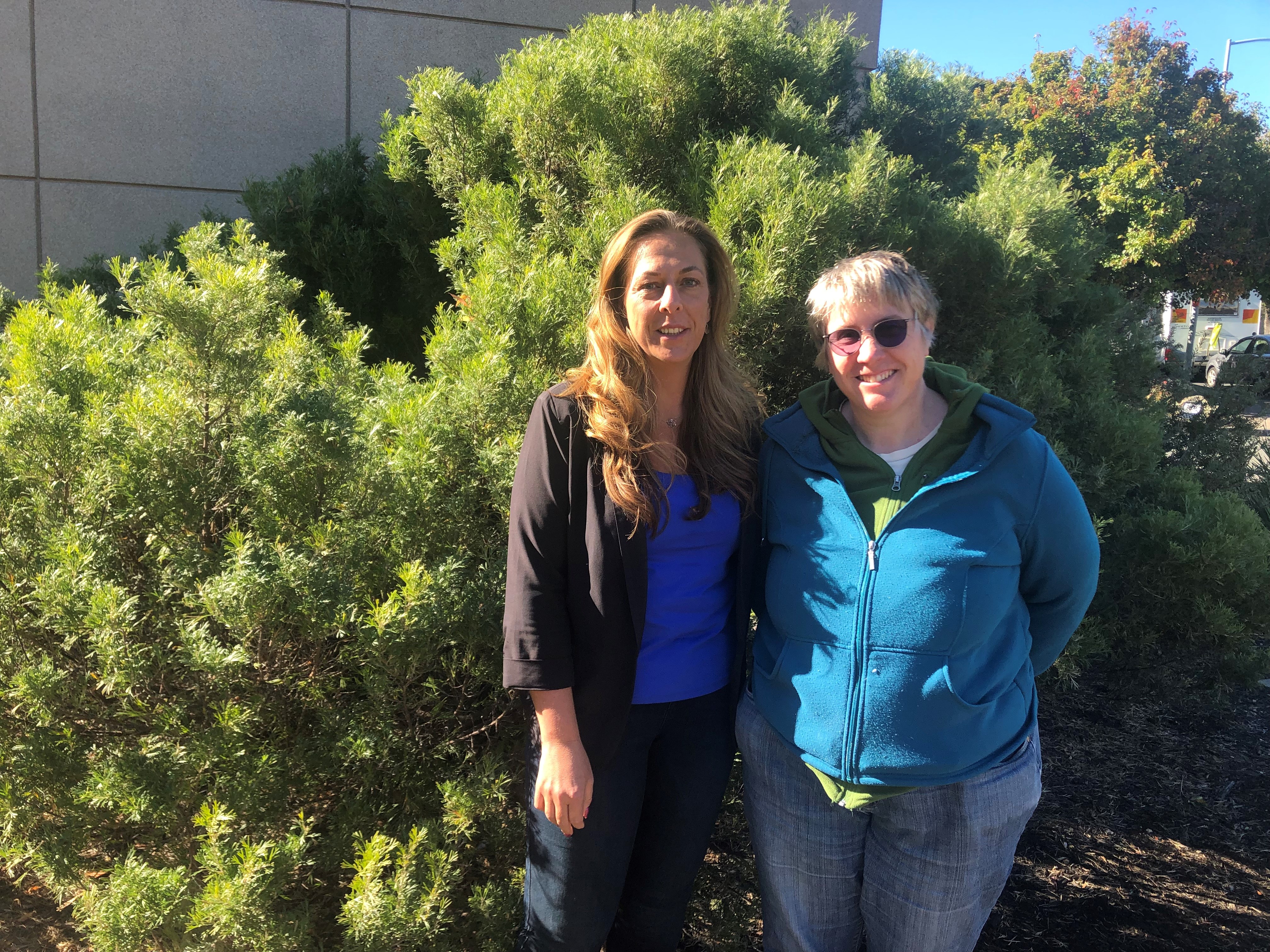 University of Tasmania Professor Grett Pecl (Left) with CSIRO Domain Leader Dr. Beth Fulton (Right)