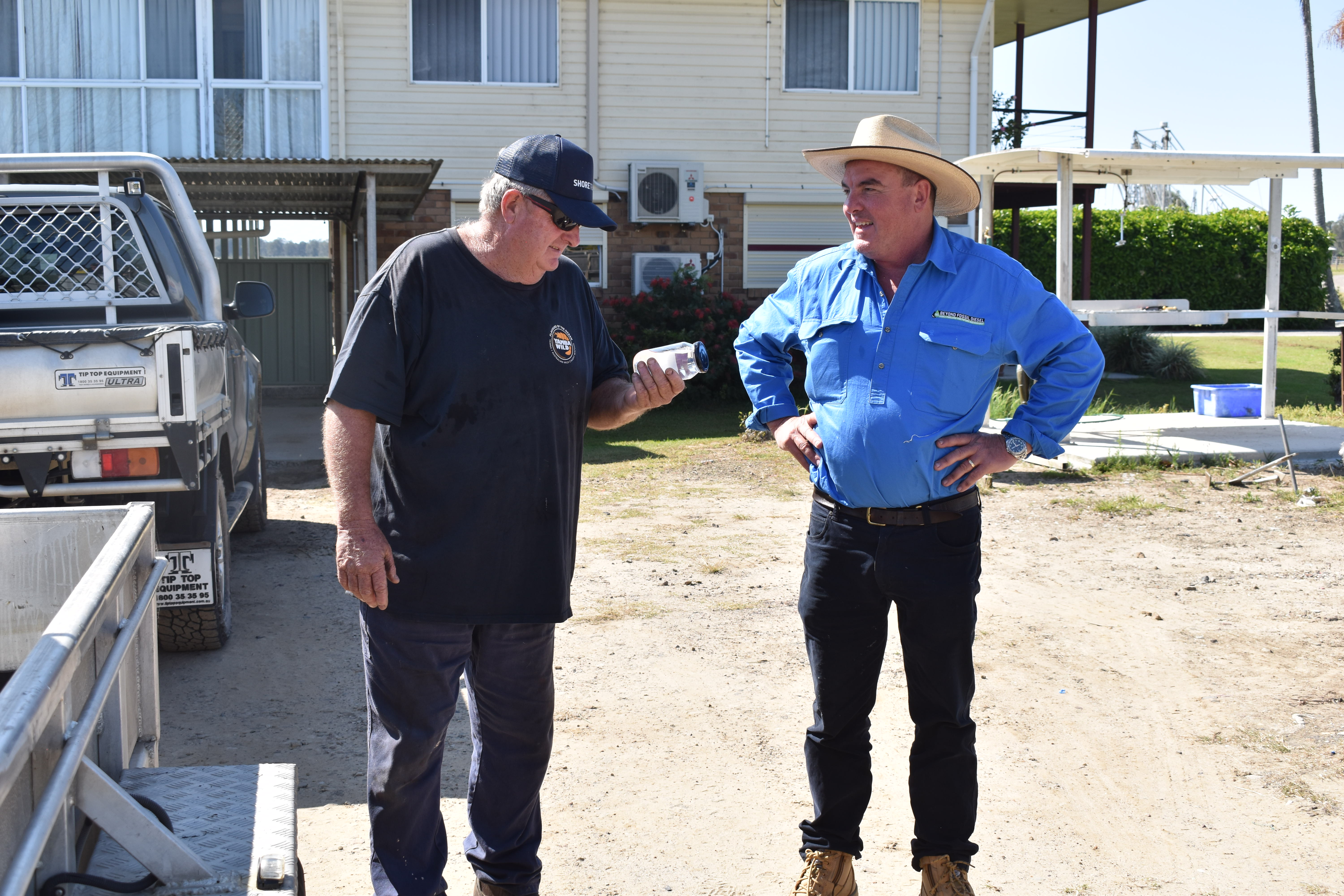 Fisher Steve Everson with Beyond Fossil Diesel research officer Michael Cashen. Photo NSW Department of Primary Industries and Regional Development.