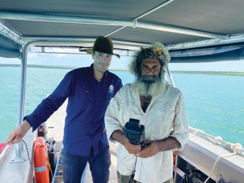 p39_dr_valentin_thepot_and_scott_wurramarrba_groote_eylandt_220330